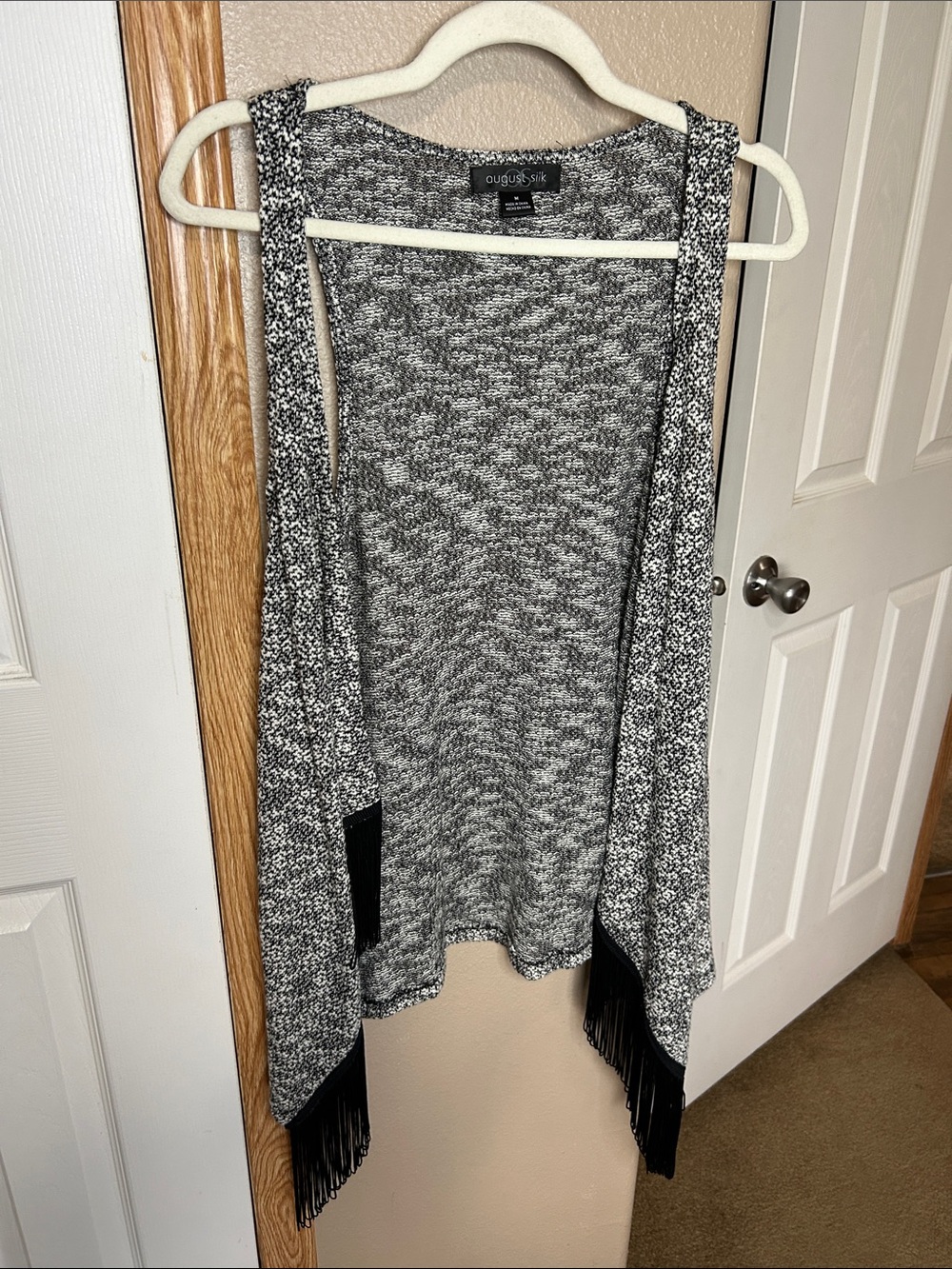 AUGUST SILK Open Front Black & White Cardigan Vest